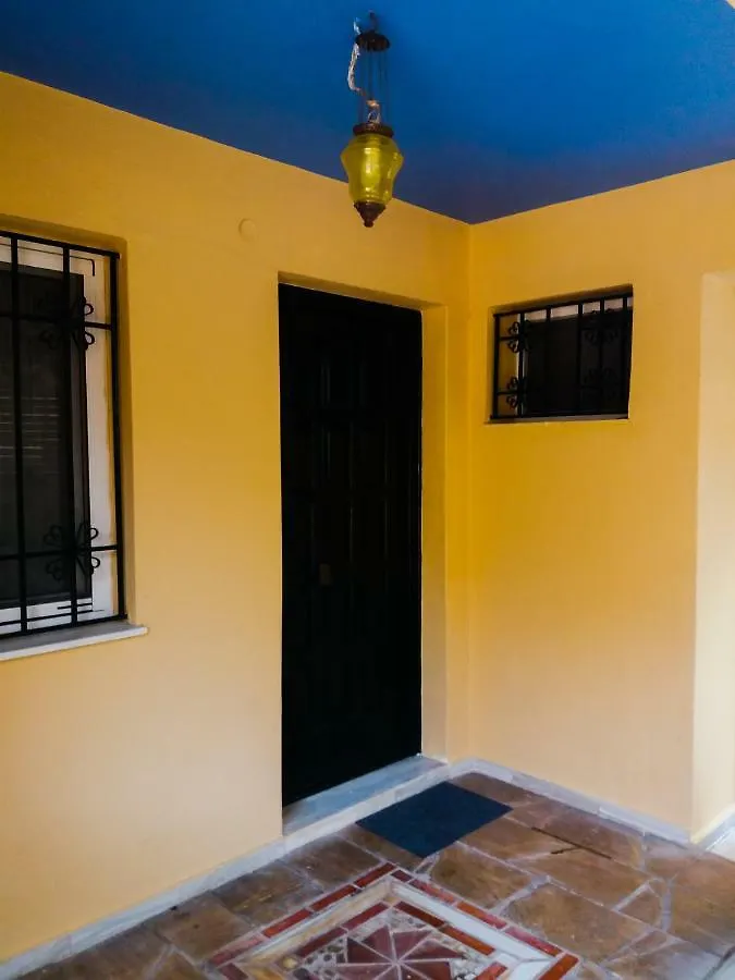 House With Garden Near The Sea Apartment Agia Efimia