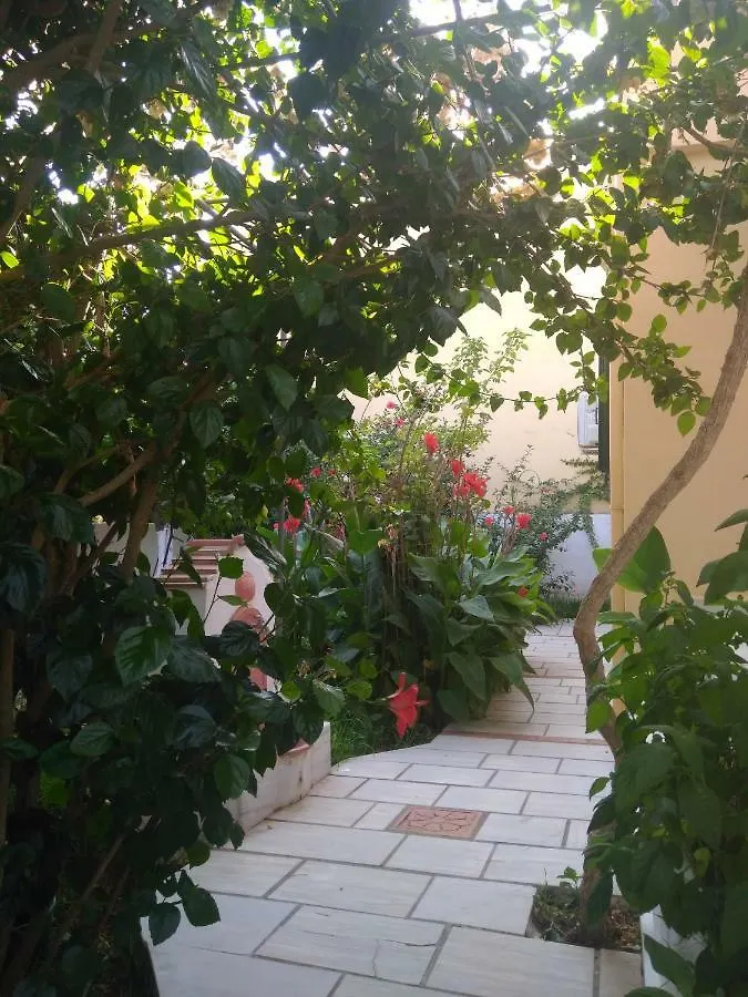 House With Garden Near The Sea Apartment Agia Efimia Greece