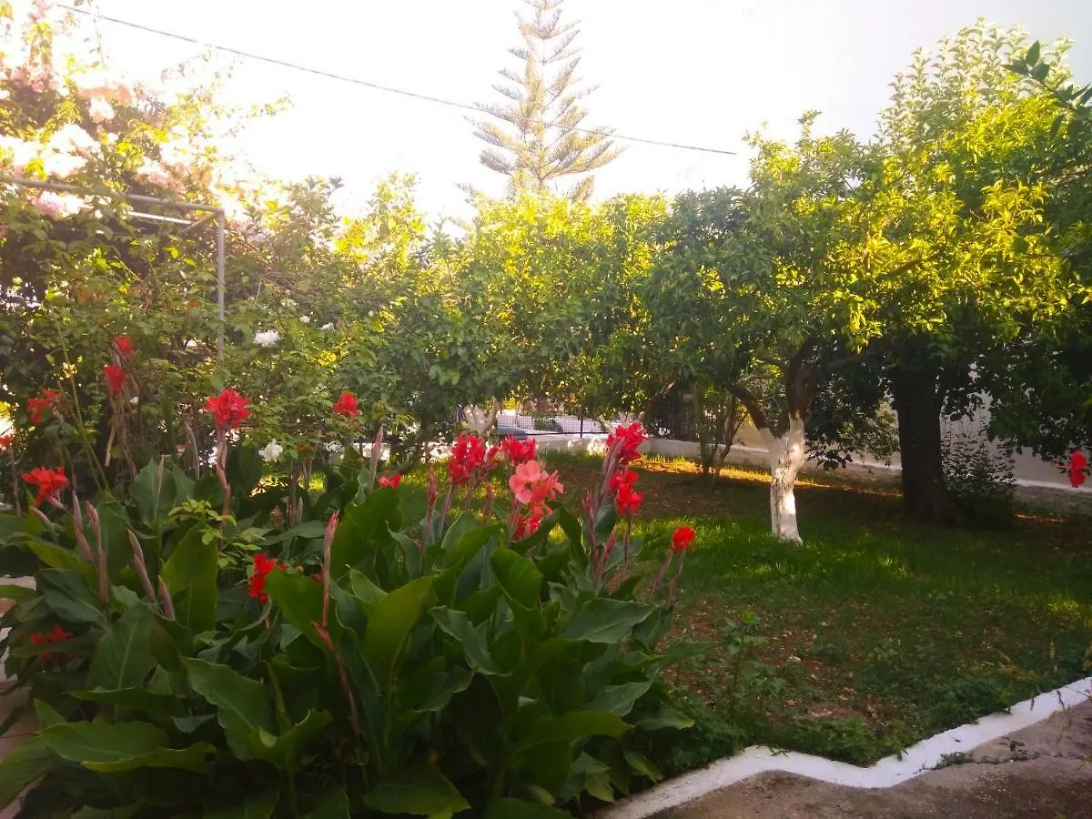 House With Garden Near The Sea Apartment Agia Efimia