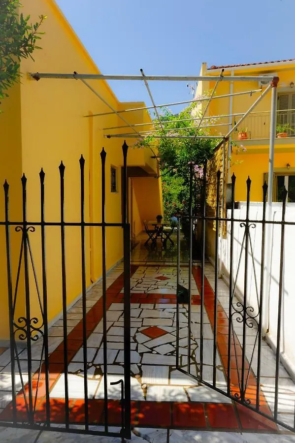 House With Garden Near The Sea Apartment Agia Efimia